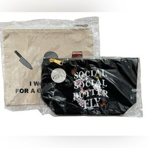 CLEARANCE! 2/1 Urban Outfitters Novelty Pouch Set Multicolor 2 Piece NWT